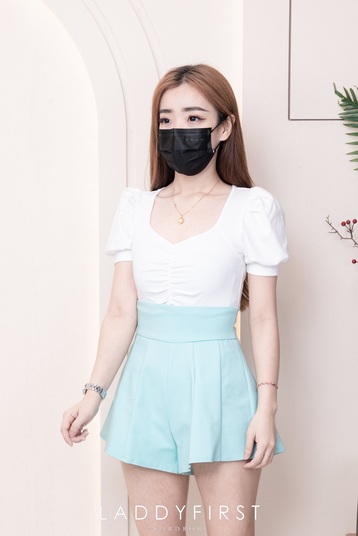 【S3380】【LFW独家小圆饼】高品质阔腿蓬蓬百褶显腰西装高腰百搭短裤，内层包臀防走光里布短裤 ❤️❤️【A-R3-C3】