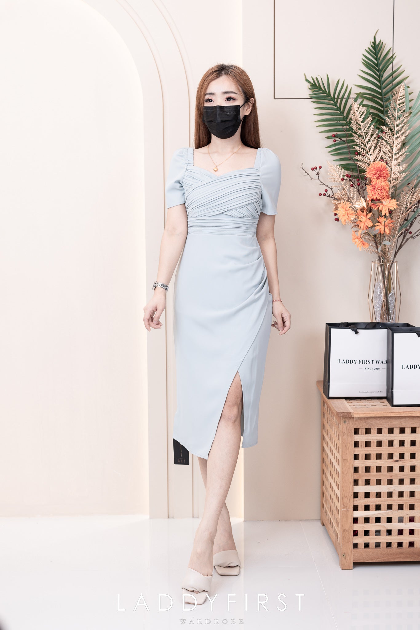 【D30250】气质压褶方领设计修身西装垂感开叉连身裙子