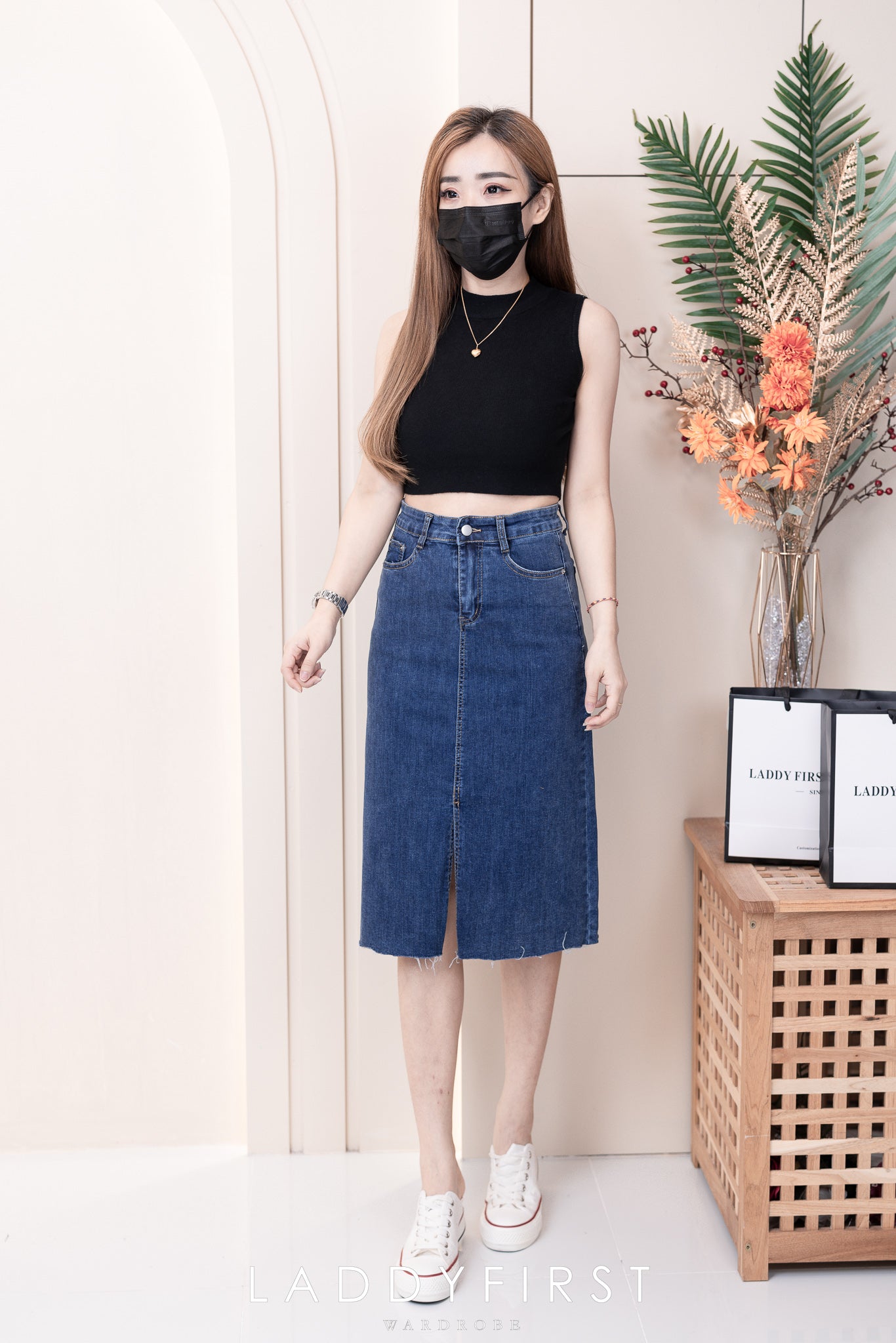 【L765】高品质COTTON JEANS牛仔弹力韩版七分高腰开叉裙子，有口袋 ❤️❤️