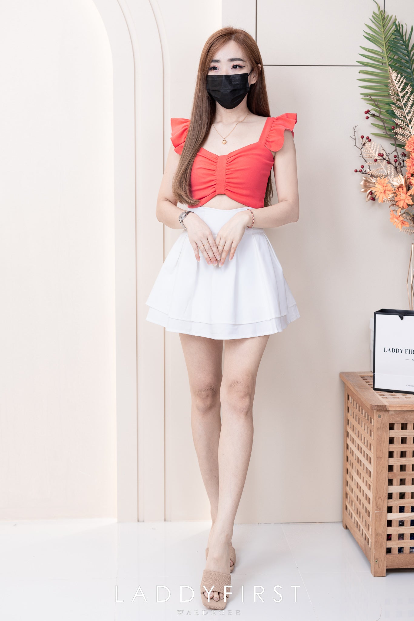 【T3373】独家爆款无袖荷叶边皱褶设计纯棉百搭时装上衣 ❤❤ 【C-R3-C4】