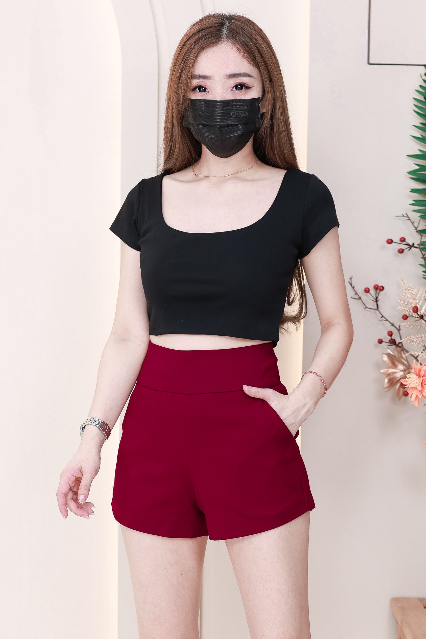 【S6644】【网站福利款✨】独家爆款【万能妹妹】高品质万能西装高腰休闲简约百搭短裤，后中隐形拉链，有口袋，内层加里布 #百搭必备 🔥🔥 【D-R1-C1】