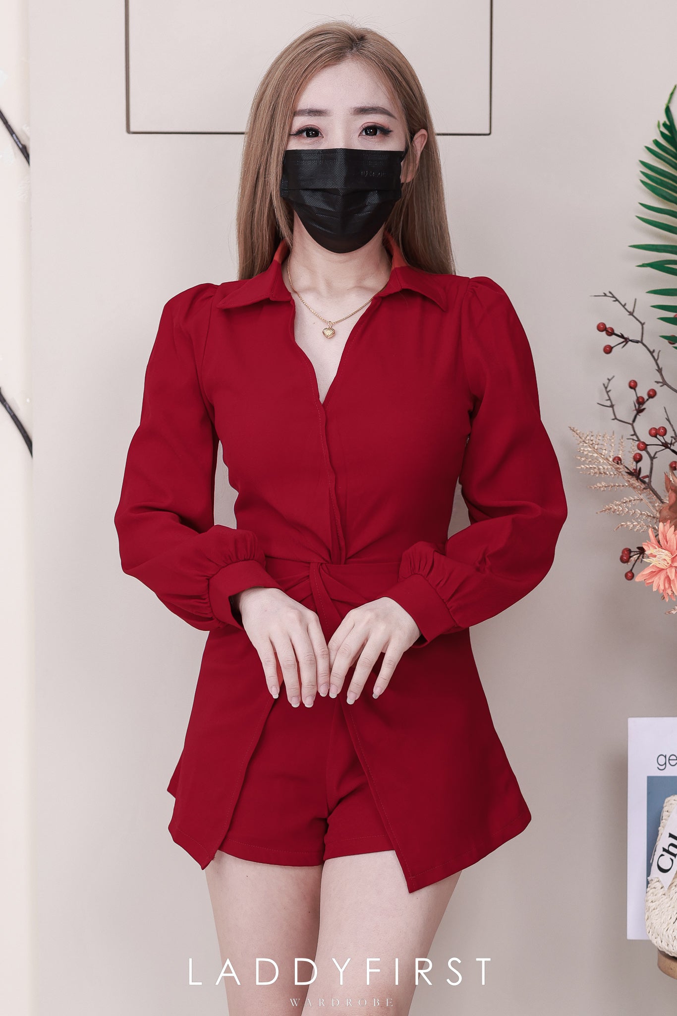 【SS8235001】【LFW独家小圆饼】高品质两件式韩式气质长袖西装套装 腰围扭褶设计翻领长袖上衣➕西装高腰百搭短裤❤️❤️ 【D-R1-C5】