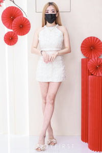 【SS110627】【网站福利款✨】两件式小香风流苏时尚套装 #牛仔弹力面料 挂脖无袖CUT IN小香上衣➕小香风高腰裙子，内层有里布短裤 ❤️❤️ 【C-R2-C4】