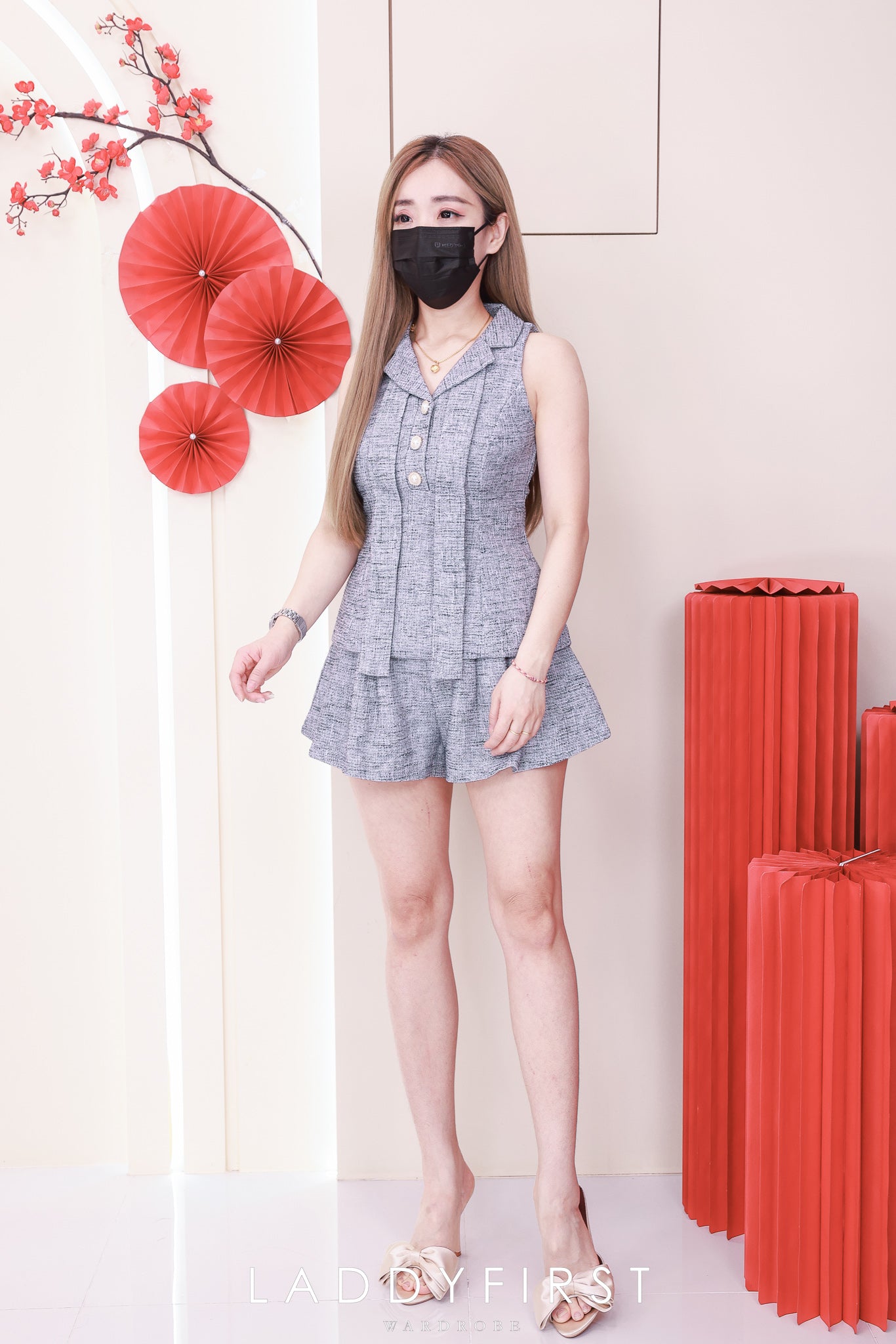 【SS21580 / 38185】高品质两件式高级感名媛小香风套装  翻领无袖连衣裙➕小香风阔腿高腰短裤 ❤️❤️
