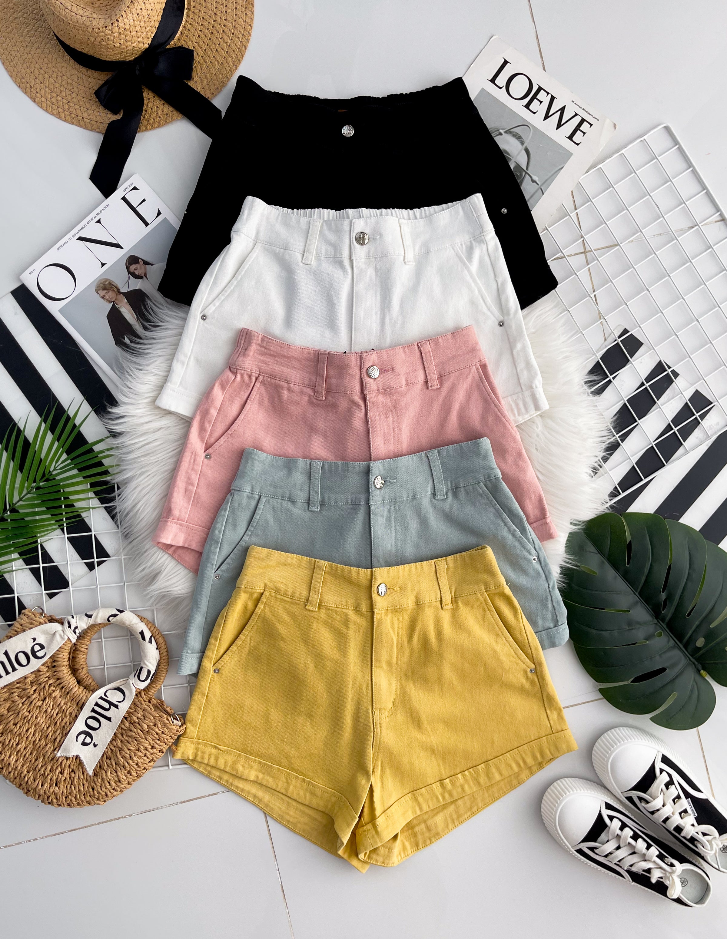 【S121463-1】⚡爆款补货预定款⚡高品质COTTON JEANS牛仔弹力高腰百搭短裤，后腰伸缩弹力，有口袋 ❤️❤️