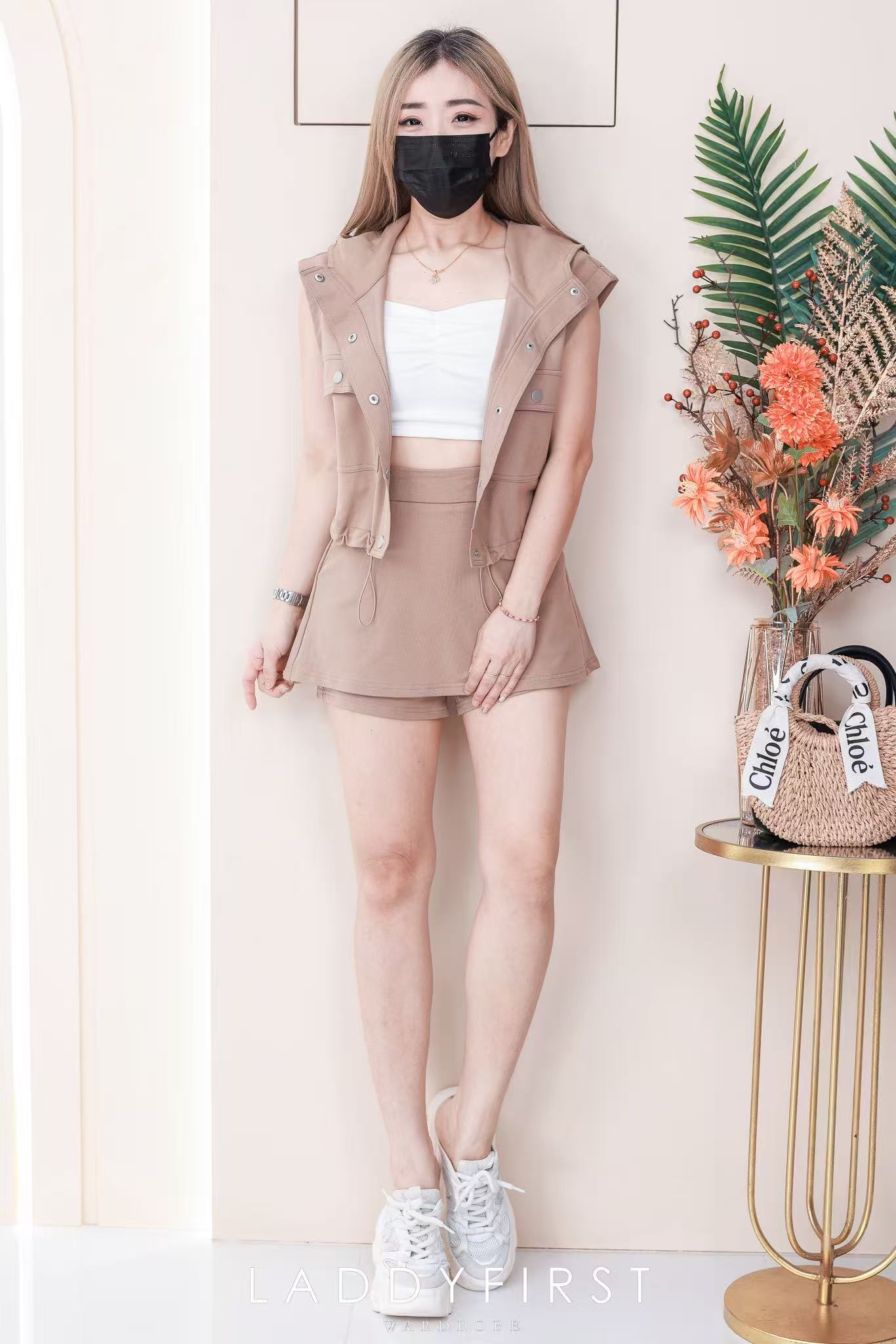 【SS110941】高品质两件式卫衣棉简约休闲工装套装 无袖连帽上衣➕高腰百搭裤裙，有口袋 ❤️