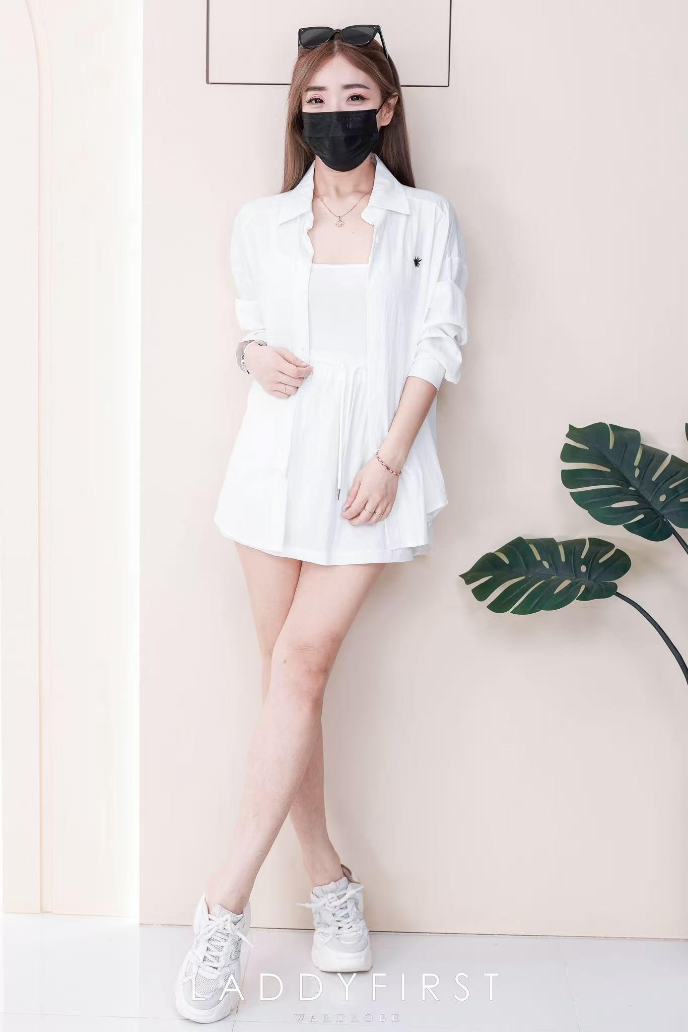 【SS5913】高品质韩式简约衬衫时尚套装 宽松大版翻领长袖上衣➕松紧腰弹力高腰百搭裙子，内层有里布短裤，有口袋❤️❤️