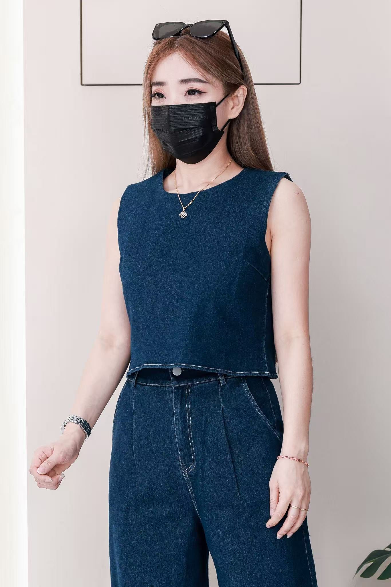 【SS2631】高品质两件式御姐风气质简约牛仔套装 宽松牛仔无袖上衣➕阔脚牛仔高腰百搭短裤，有口袋 ❤️❤️