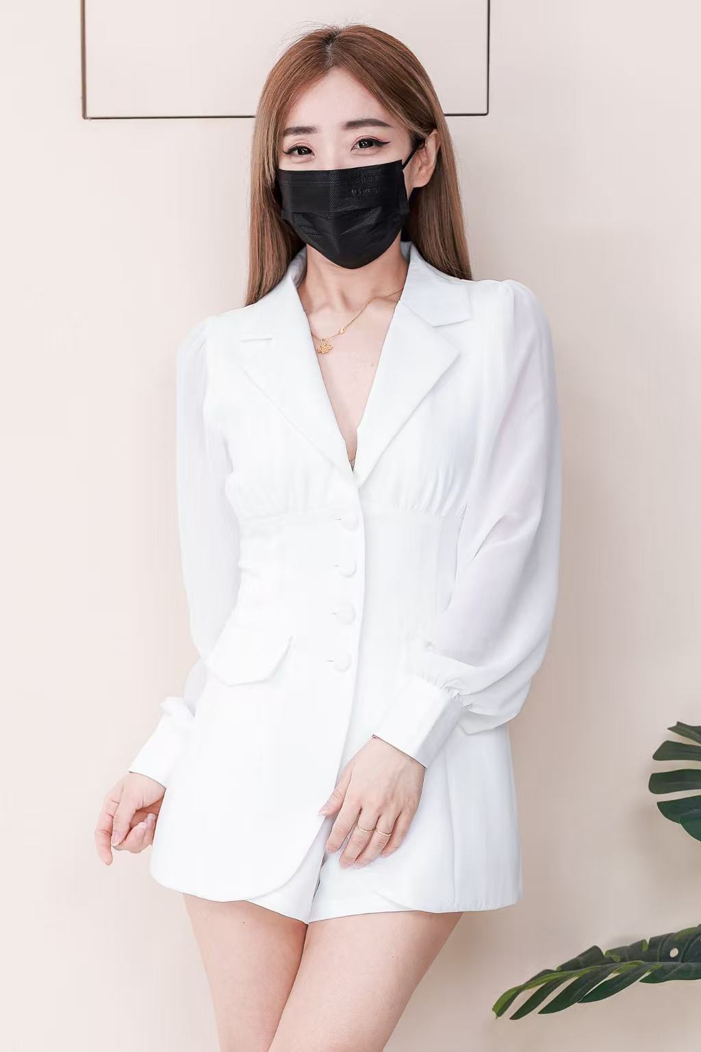 【SS98705】高品质两件式韩式轻奢气质款时尚西装套装 V翻领雪纺长袖连衣裙➕西装高腰百搭短裤，有口袋 ❤️❤️