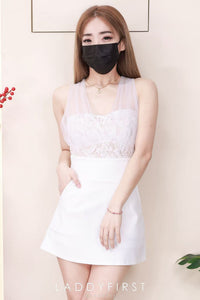 【T8239401】高品质水溶蕾丝拼接网纱无袖短版上衣 ❤❤ 【B-R1-C2】