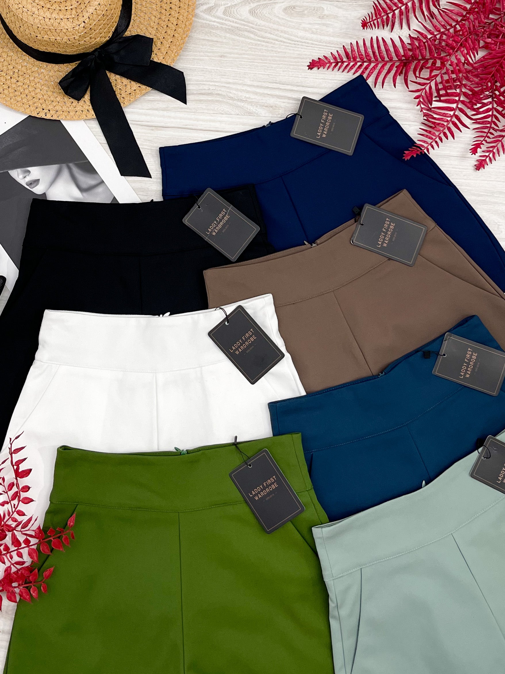 【S7885】【网站福利款✨】独家爆款【万能爸爸】西装高腰百搭短裤，后中拉链有口袋【B-R2-C6】