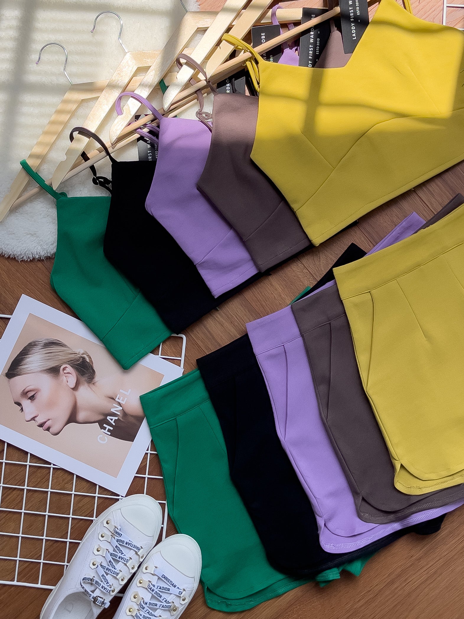 【SS14152】独家爆款两件式罗马弹力时装上衣 无袖肩带上衣，肩带可自行调节➕高腰短裤，有口袋【A-R1-C3】