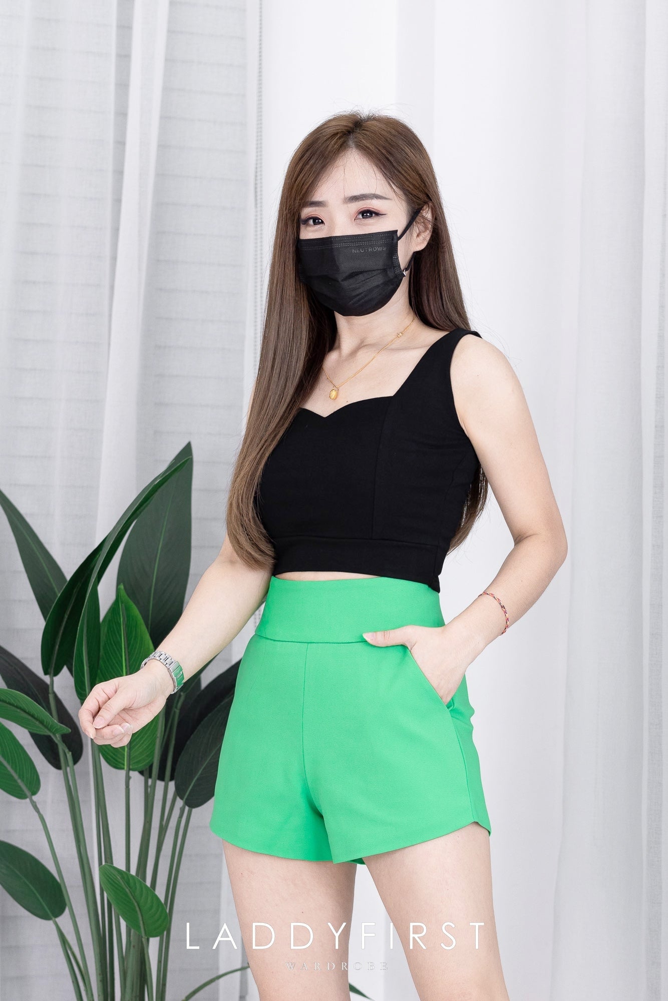 【T66162】🧧 宠粉福利回馈 🧧 独家爆款无拼缝双层爱心领无袖百搭小内搭上衣 ❤️❤️【A-R3-C3】