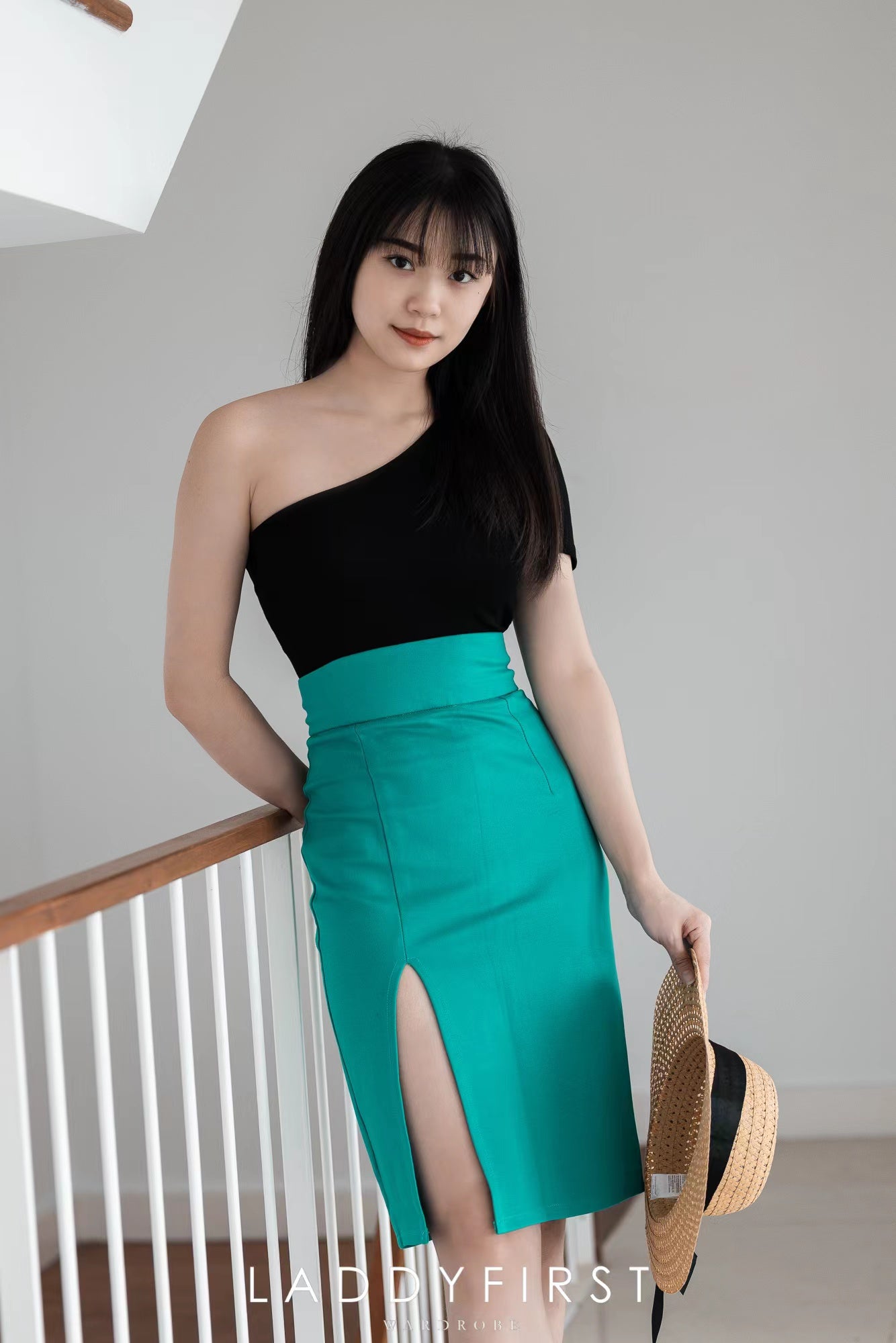 【L2272】罗马弹力开叉高腰裙子 ❤️❤️ 【A-R1-C1】