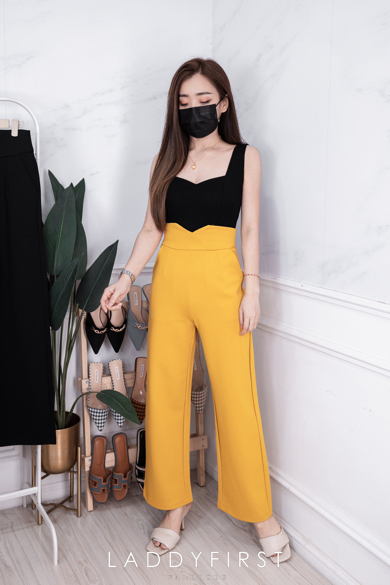 【T661611】无独家爆款高品质无拼缝双层爱心领口百搭背心内搭上衣